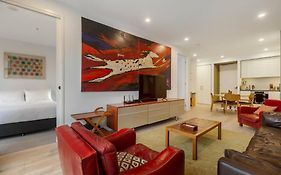 Lovely 2 Bedroom Unit In North Melbourne - 03068